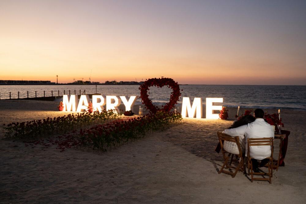 demande en mariage plage dubai