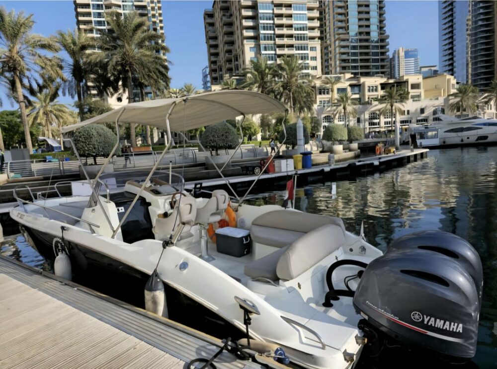 Location d'un bateau privé 30ft – Image 5