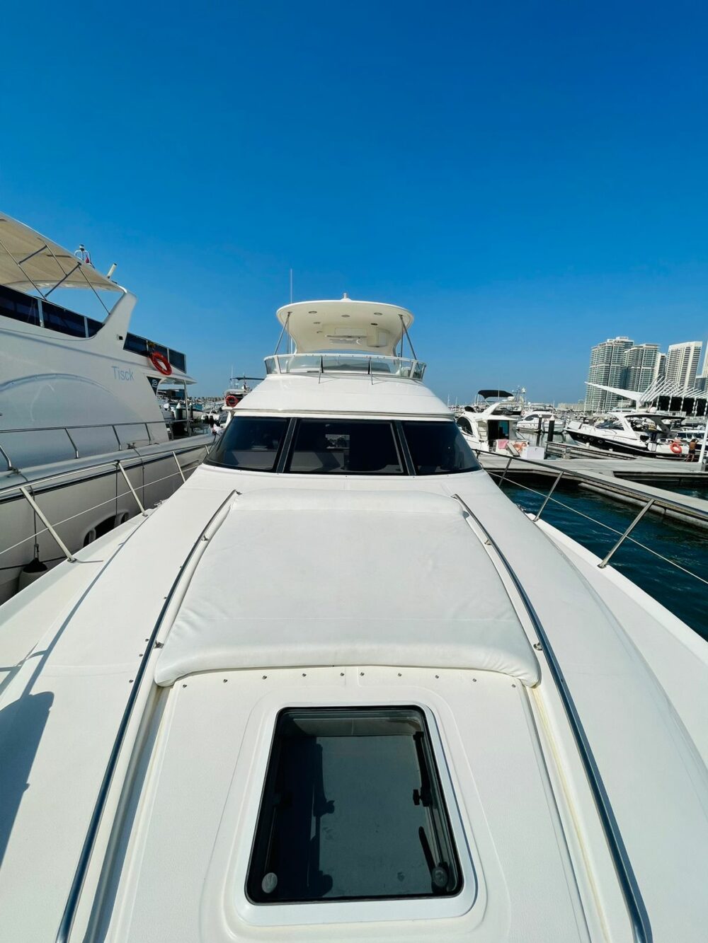 Location d'un yacht privé 63FT – Image 4